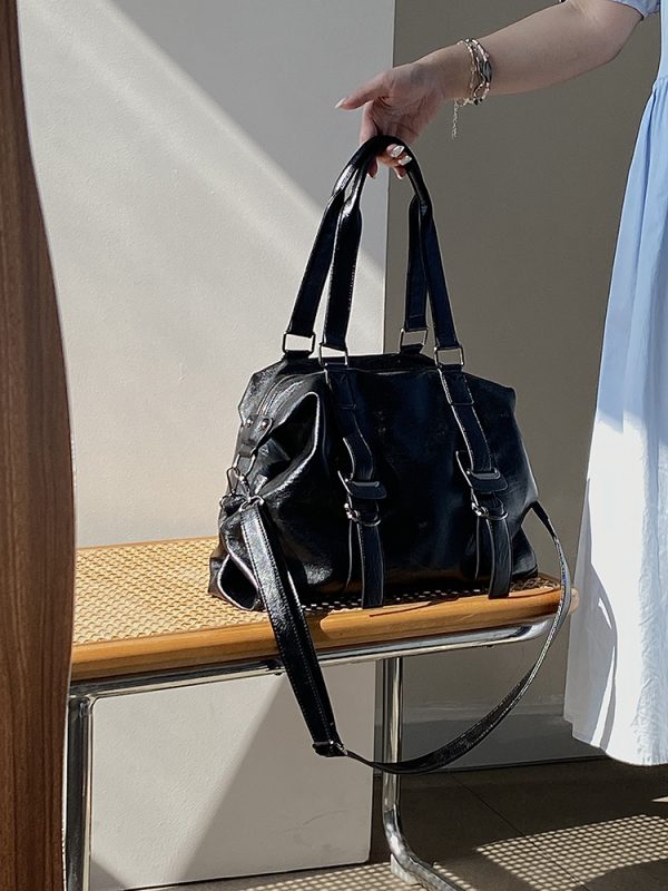 Women's Versatile Shoulder Crossbody Tote Bag - Stylish American Design, Large Capacity for Everyday Use