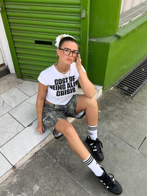 Y2K American Retro White Letter Short-Sleeve T-Shirt for Women - Summer Shoulder-Baring Sweet and Spicy Top