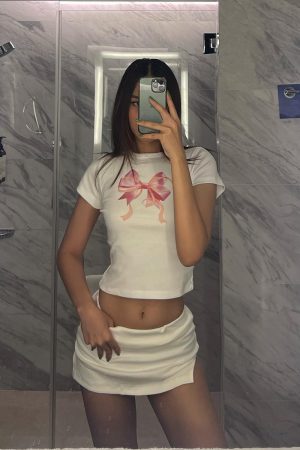 Y2K Butterfly Knot White Short Sleeve Crop Top for Women - American Style Slim Fit Shoulder-Baring Summer Top