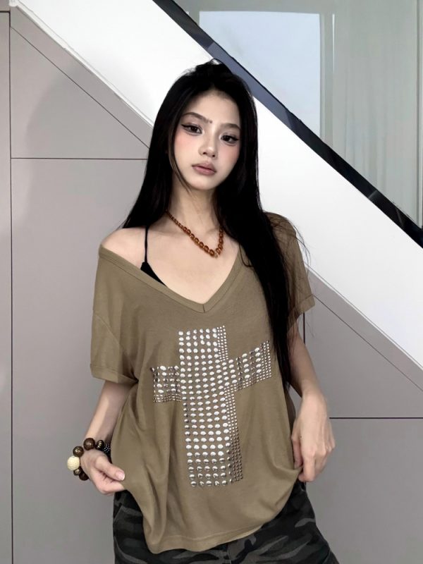 Y2K Cross Copper Foil V-Neck Short Sleeve T-Shirt for Women - Casual Loose Slimming Versatile Trendy Top