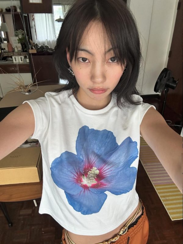 Y2K Floral Off-Shoulder Short Sleeve Crop Top for Women - Slim Fit American Retro Style Trendy Millennial Fashion
