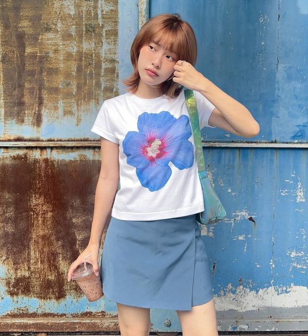 Y2K Floral Off-Shoulder Short Sleeve Crop Top for Women - Slim Fit American Retro Style Trendy Millennial Fashion
