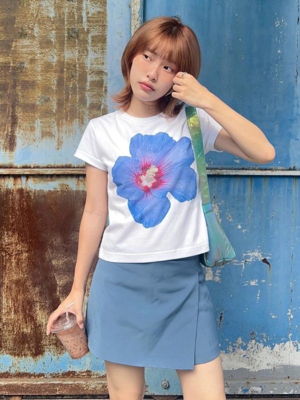 Y2K Floral Off-Shoulder Short Sleeve Crop Top for Women - Slim Fit American Retro Style Trendy Millennial Fashion