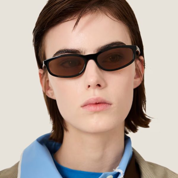 Y2K Futuristic Ultra-Narrow Frame Small Face Sunglasses for Men & Women - Hip-Hop Street Style Small Square Cat-Eye Design