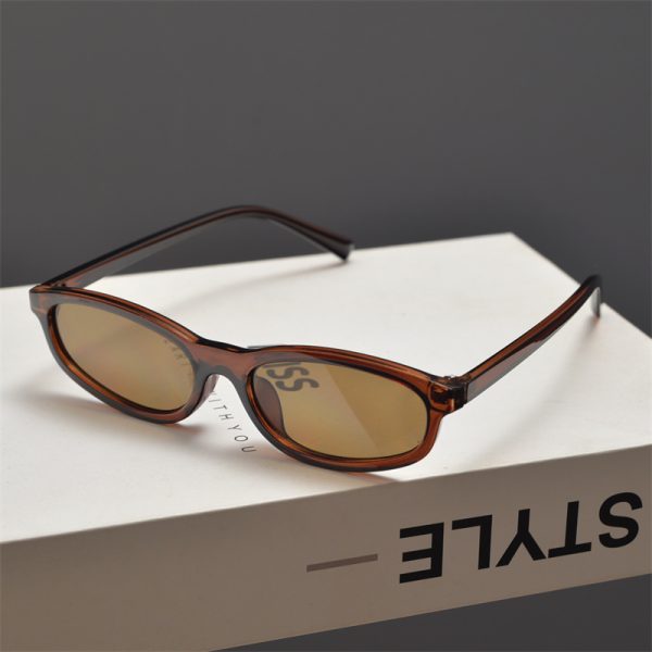 Y2K Futuristic Ultra-Narrow Frame Small Face Sunglasses for Men & Women - Hip-Hop Street Style Small Square Cat-Eye Design