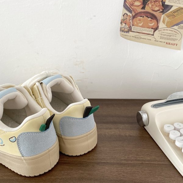 Yellow Apple Graffiti Platform Sneakers for Women - 2025 Retro Thick-Soled Casual Sports Shoes