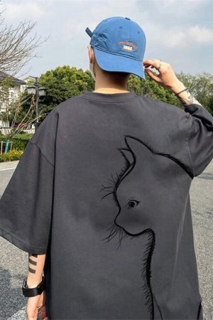 Back Printed Cat Tee