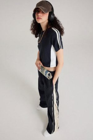 Basic Cropped Tee
