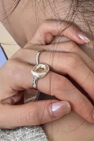 Circle Ring
