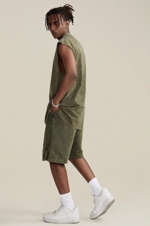 Drawstring Waist Loose Shorts