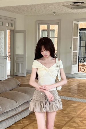 DreamyNerd Embroidered Waist Flounce Mini Skirt