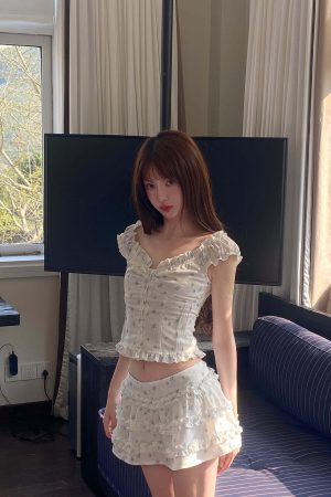 DreamyNerd Floral Ruffle Corset Top and Skirt Set