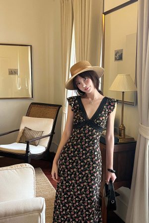 DreamyNerd Flutter Sleeve Floral Lace Midi Dress