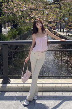 DreamyNerd Rosette Flared Knit Pants