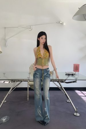 Floral Tie Front Halter Crop Top