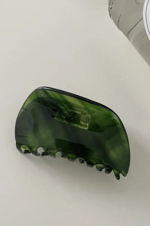 Forest Hair Claws