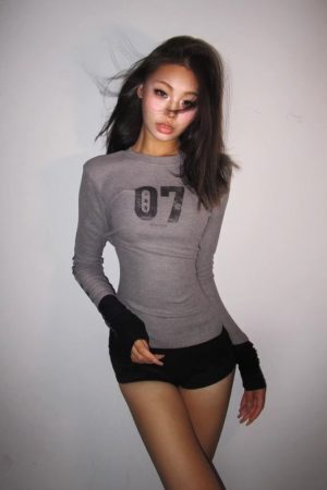 Grunge Seven Top