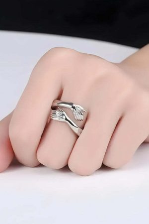 Hug Me Ring