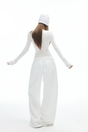 IAMXIAA Studded V-Neck Long Sleeve Tee