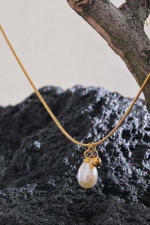 Pearl Necklace