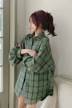 Puff Sleeved Plaid Shirt