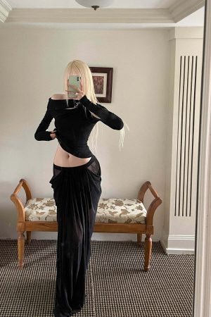 Rase le sol Asymmetric Draped One-Shoulder Long Sleeve Top