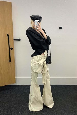 Rase le sol Knotted Detail Flared Casual Pants