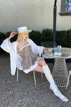 Rase le sol Plaid Flared Dress with Layered Lace Hem