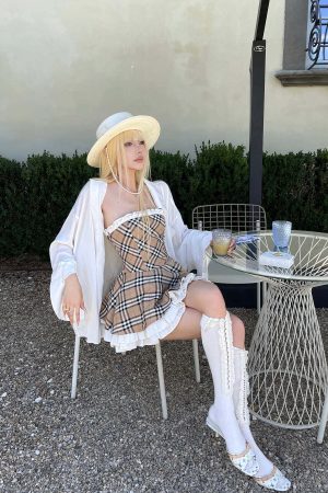 Rase le sol Plaid Flared Dress with Layered Lace Hem