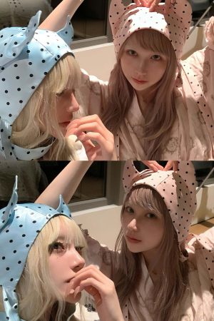 Rase le sol Polka-Dot Satin Little Devil Tie Bonnet