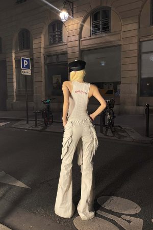 Rase le sol Ribbed Embroidered Tank Top