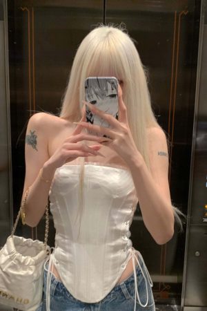 Rase le sol Satin Corset Top with Gloss Finish