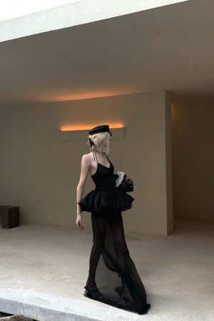 Rase le sol Sheer Layered Tulle Halter Dress