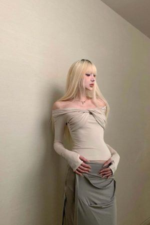 Rase le sol Twisted Off-Shoulder Ribbed Top