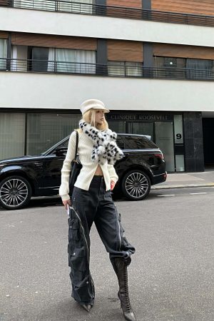 Rase le sol Utility Pocket Wide-Leg Cargo Pants