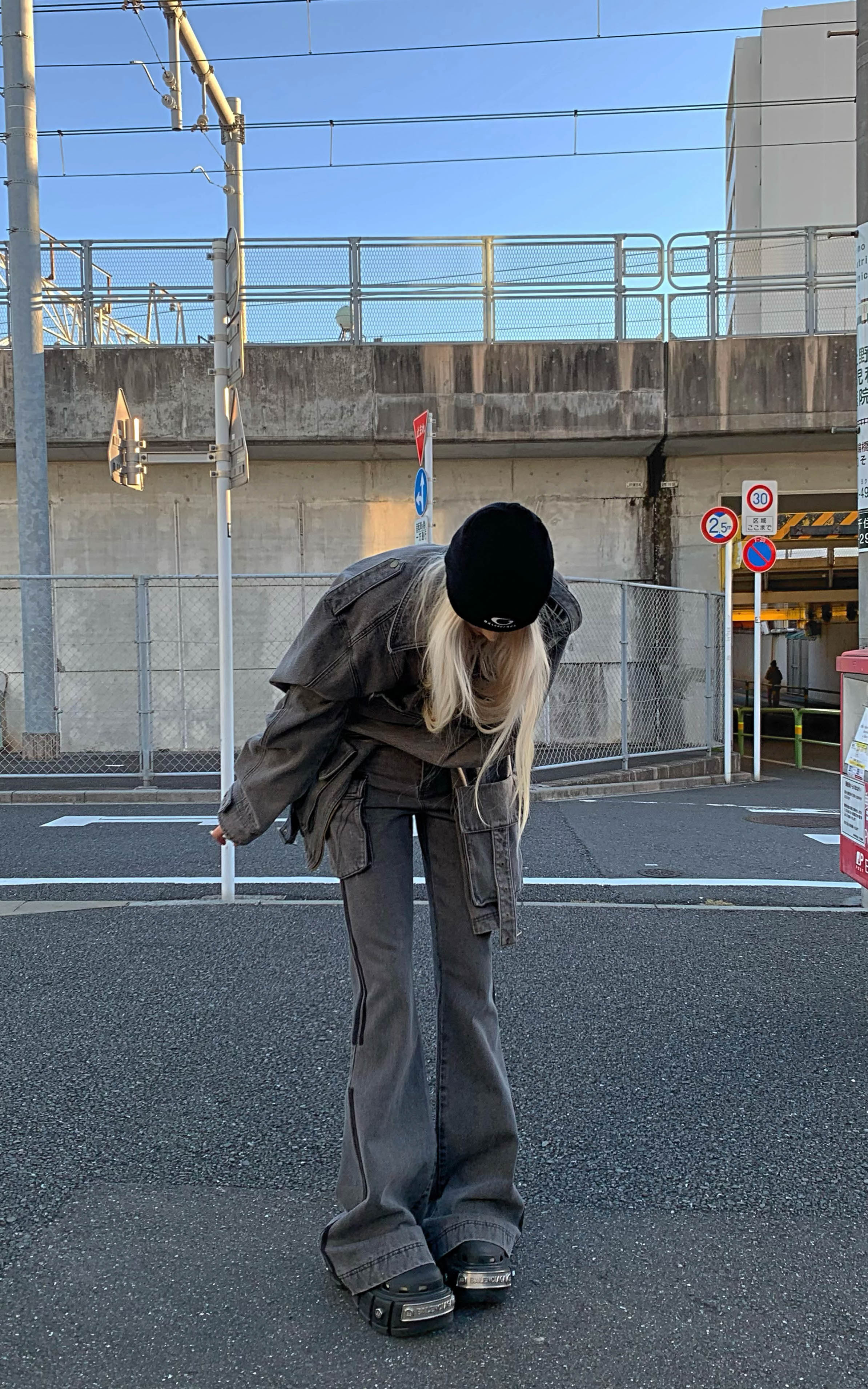 Rase le sol  Washed Gray Utility Denim Pants