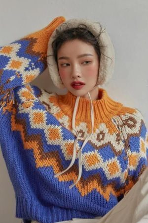 Retro Pattern Knitted Christmas Sweater