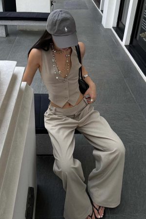 ROVENTE Asymmetric Waist Wide-Leg Trousers