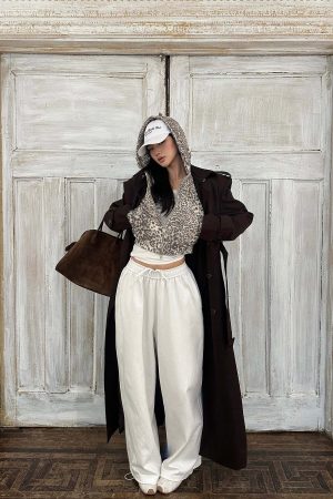 ROVENTE Belted Double-Breasted Trench Coat