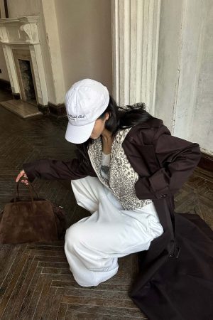 ROVENTE Belted Double-Breasted Trench Coat