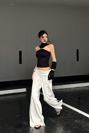ROVENTE Black Halterneck Top with Metal Clasp