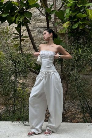 ROVENTE Embellished Strapless Knit Top