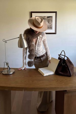 ROVENTE Lace Sheer Shirt with Collar and Long Sleeves