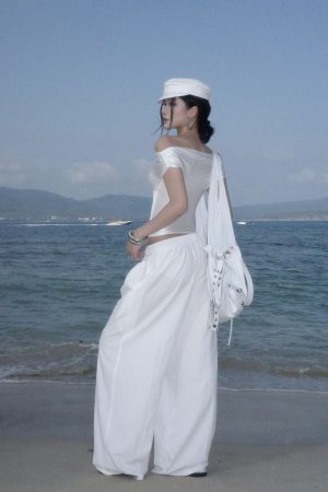 ROVENTE Off-Shoulder Corset Mesh Top in White