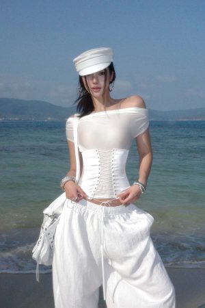 ROVENTE Off-Shoulder Corset Mesh Top in White