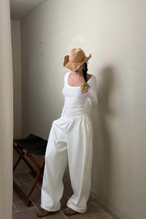 ROVENTE Sculpted Ribbed Tank