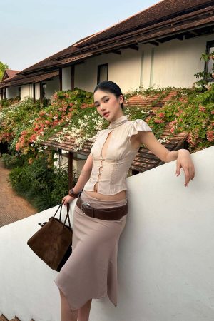ROVENTE Sculpted Tie-Neck Corset Top