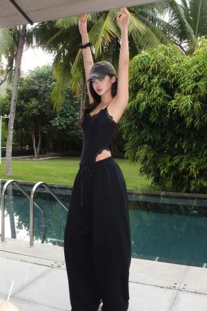 ROVENTE Soft-Fleece Wide-Leg Sweatpants