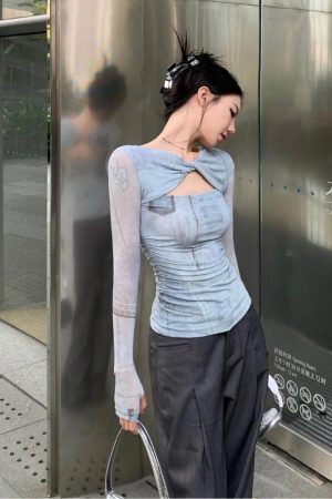 Sky Cut Out Ruched Top