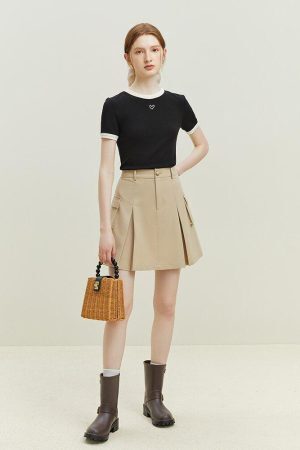 Soft Girl Minimal Heart Tee